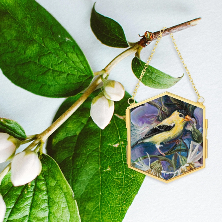 goldfinch-1-secret-garden-ornaments-laura-brady