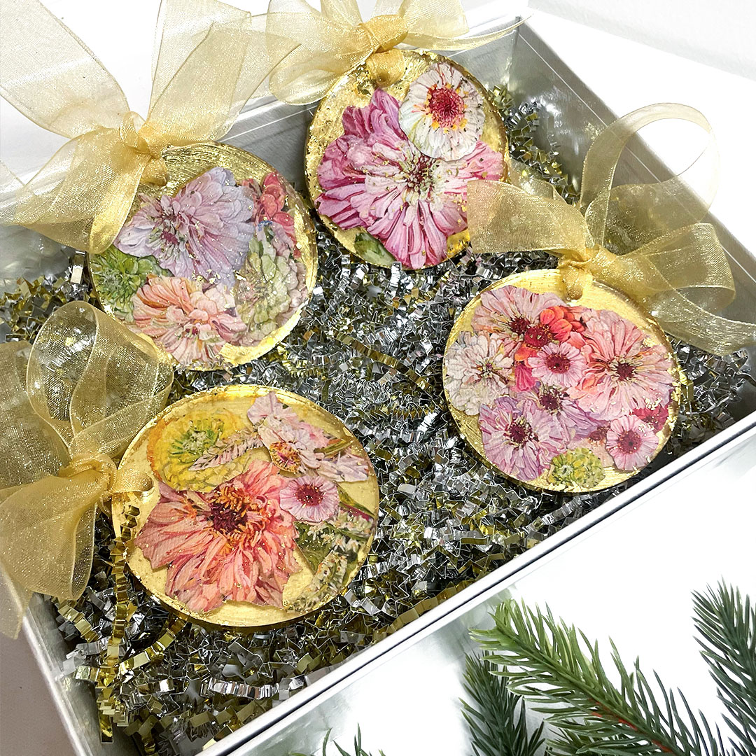 The Hello Beautiful Heirloom Ornament Set 2